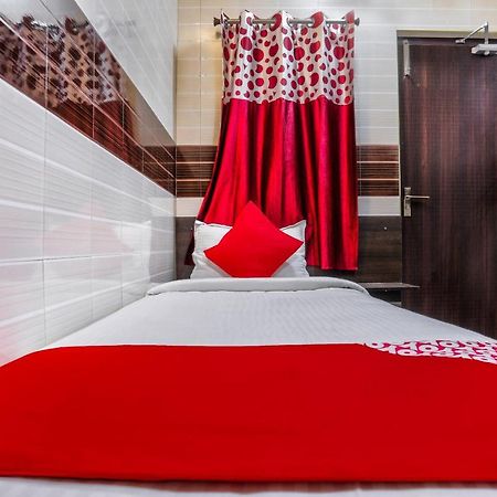 Flagship 36726 Chellam Residency Hotel Csennai Kültér fotó