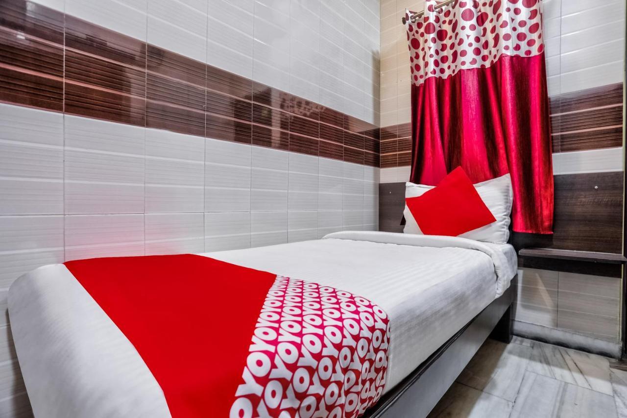 Flagship 36726 Chellam Residency Hotel Csennai Kültér fotó